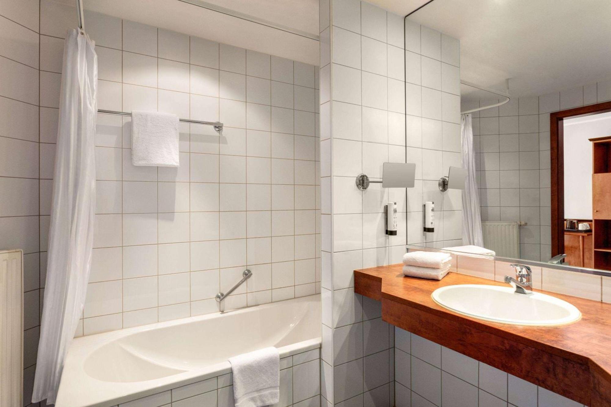Amedia Frankfurt Russelsheim Trademark Collection By Wyndham Eksteriør bilde